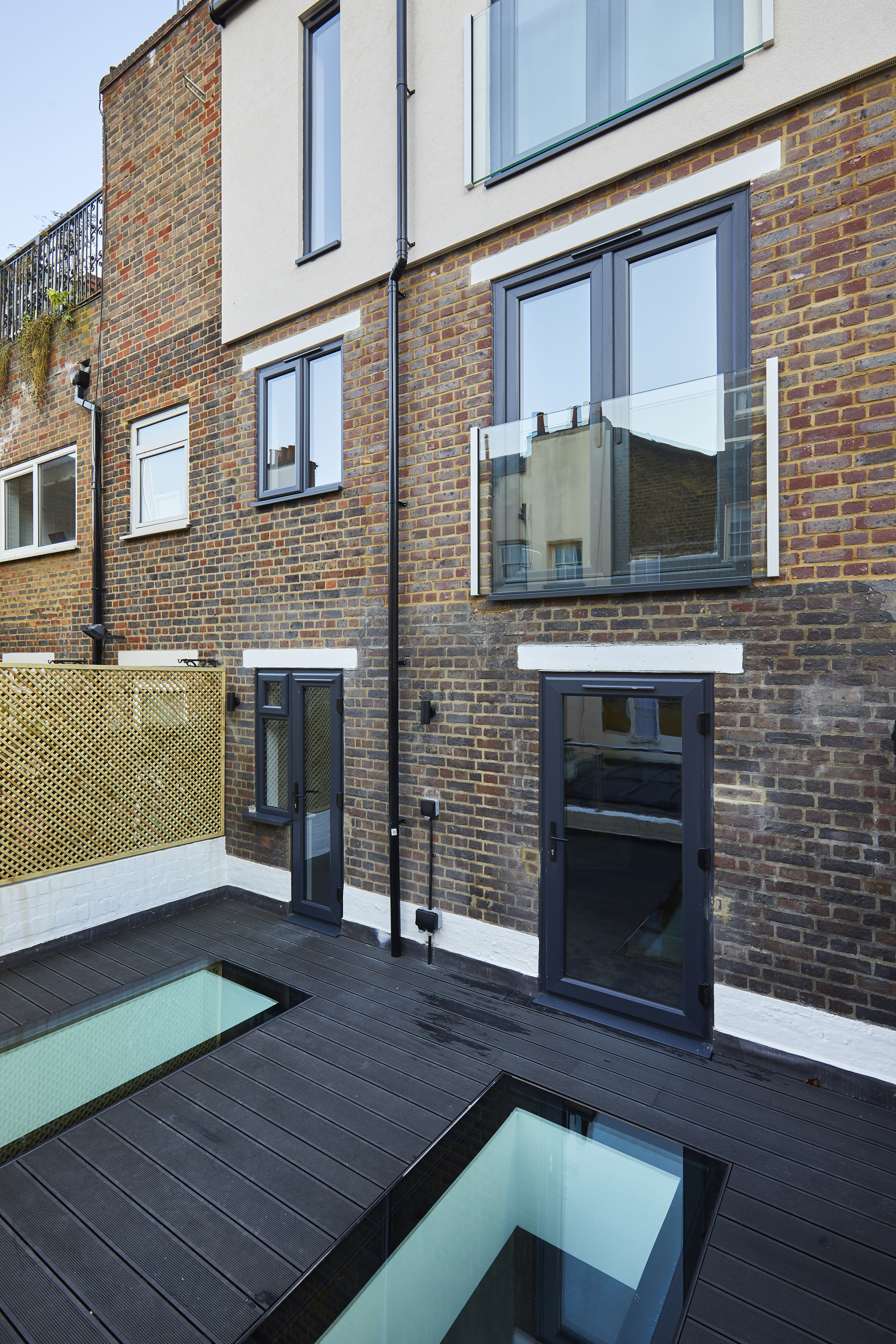 Cato Street, London — 16